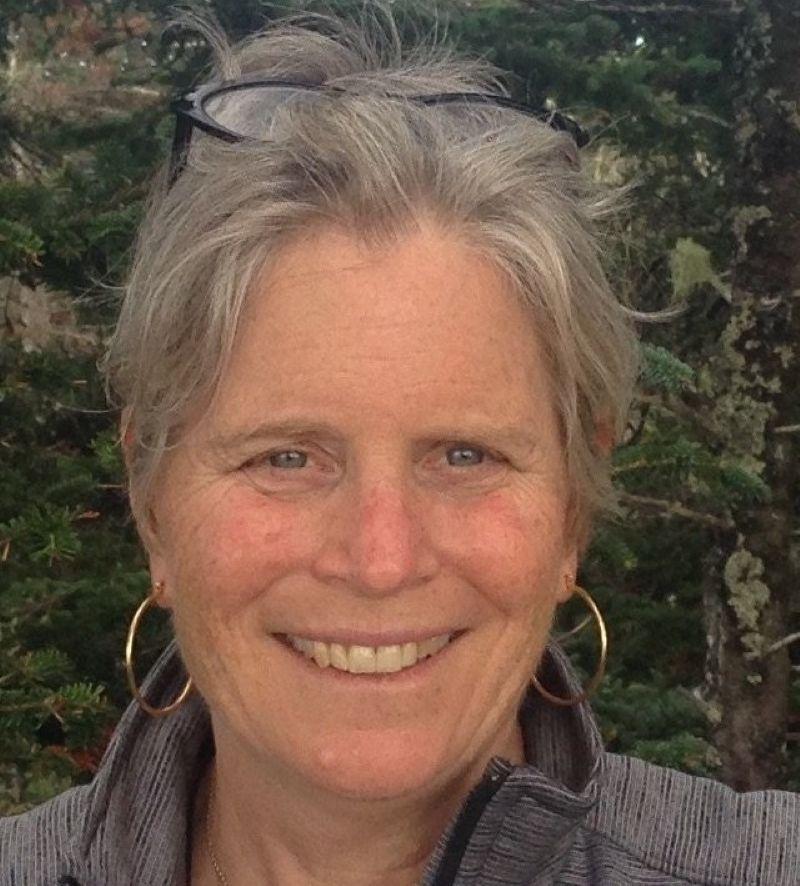 Naomi Edelson Headshot