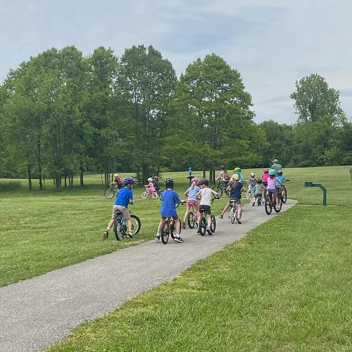 Calvert 4-H Youth on a Bike Ride